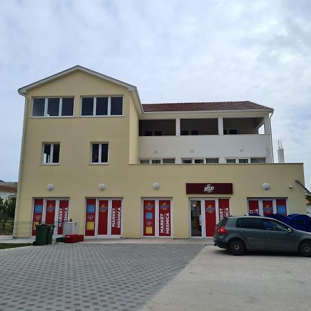 Apartments Figa Orebić Exterior foto